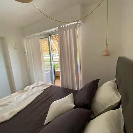 Dolce-vita 3 Etoiles, Climatise , 50m De La Et Aux Portes De Menton ,parking Gratuit * Roquebrune-Cap-Martin