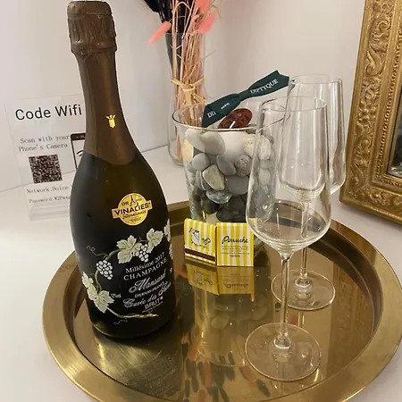 Dolce-vita 3 Etoiles, Climatise , 50m De La Et Aux Portes De Menton ,parking Gratuit Roquebrune-Cap-Martin