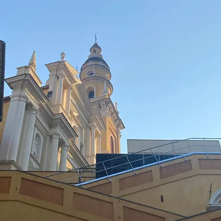 Apartment Dolce-vita 3 Etoiles, Climatise , 50m De La Et Aux Portes De Menton ,parking Gratuit
