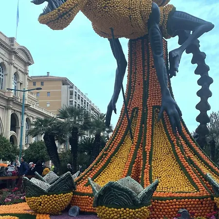 Διαμέρισμα Dolce-vita 3 Etoiles, Climatise , 50m De La Et Aux Portes De Menton ,parking Gratuit Roquebrune-Cap-Martin